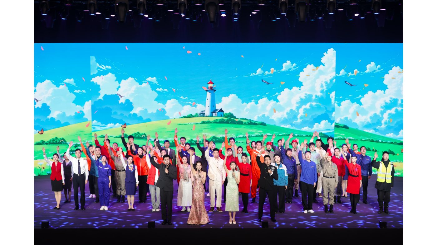 群像表演《种花》：以企业、行业特色工装“走秀”与歌手演唱相结合的创新形式，以“播种与收获”为核心意象，以“能源的种子、安全的种子、绿色的种子”等为线索,传递四川国资国企在各行各业的工作者，如同园丁般在巴蜀大地上辛勤耕耘，“种”下未来与希望的美好愿景。